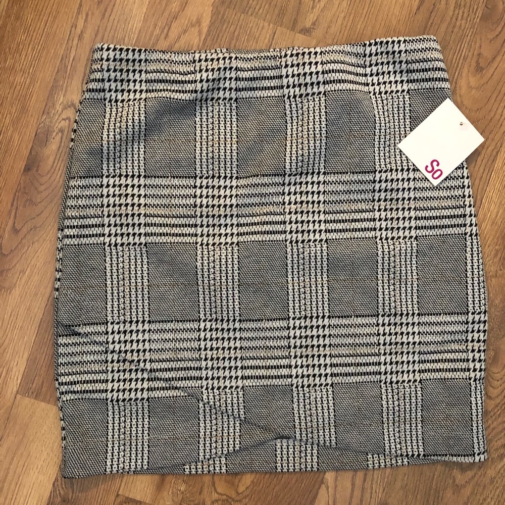 So Plaid Stretchy Skirt